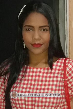 197273 - Yezmin Age: 22 - Colombia