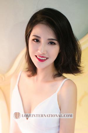 214211 - Yanbing Age: 25 - China