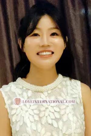 223153 - Marleen Age: 29 - China