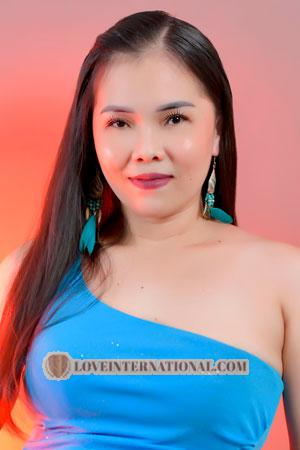 223734 - Rhegine Age: 31 - Philippines