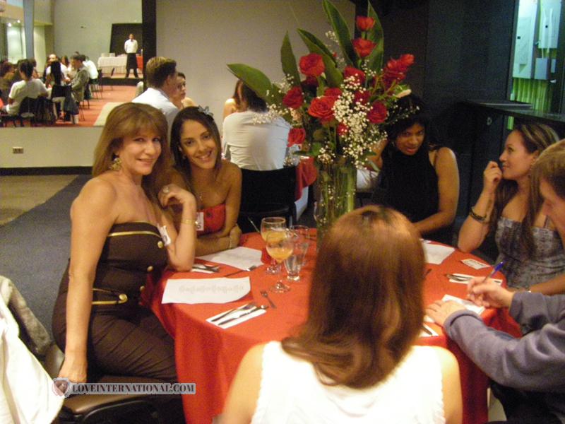 medellin-women-10